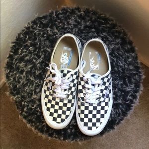 Navy & White Checkered Vans Pro UltraCush HD